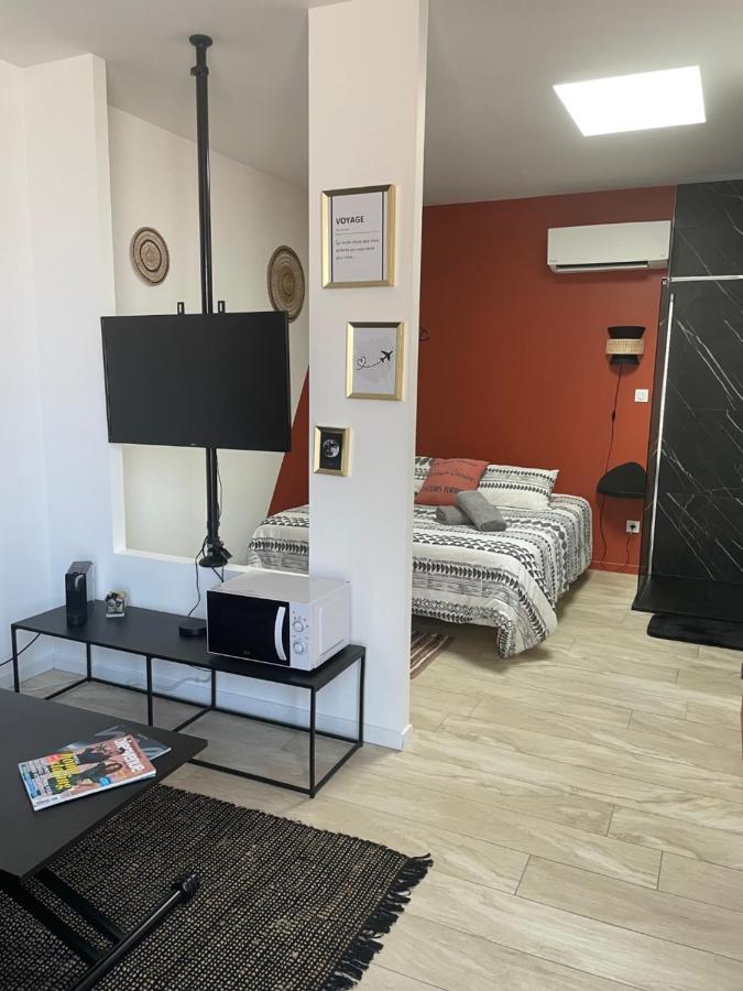 Apartment Cosy Tt Confort Proche Aeroport *